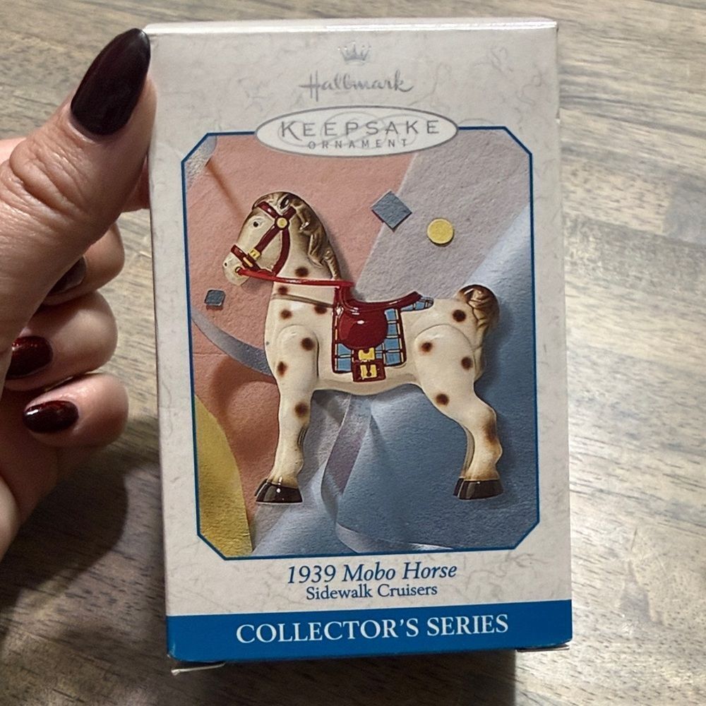 Hallmark 1939 Mobo Horse Ornament – Collector’s Series
